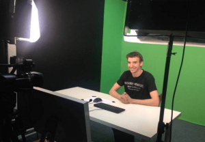 1-UHn-wlspPP-XzEcx7reZdA